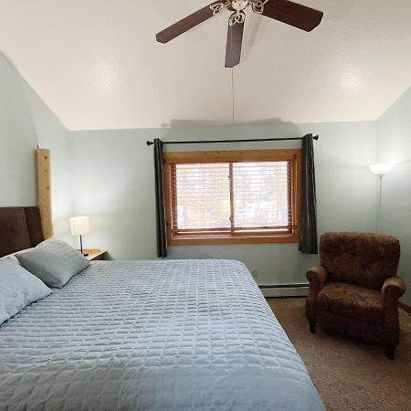 Cabin A Suite Bed And Breakfast วูดแลนด์พาร์ค ภายนอก รูปภาพ